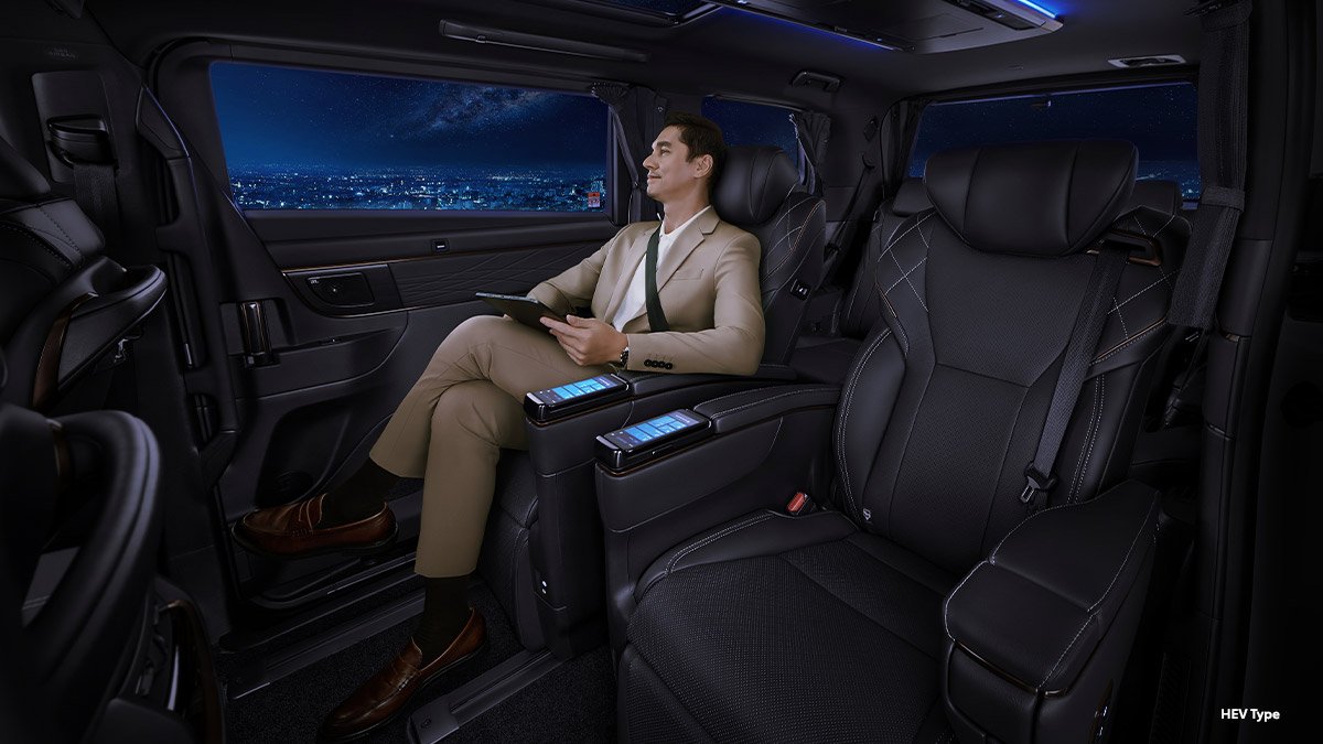 Alphard — Captain Seat
