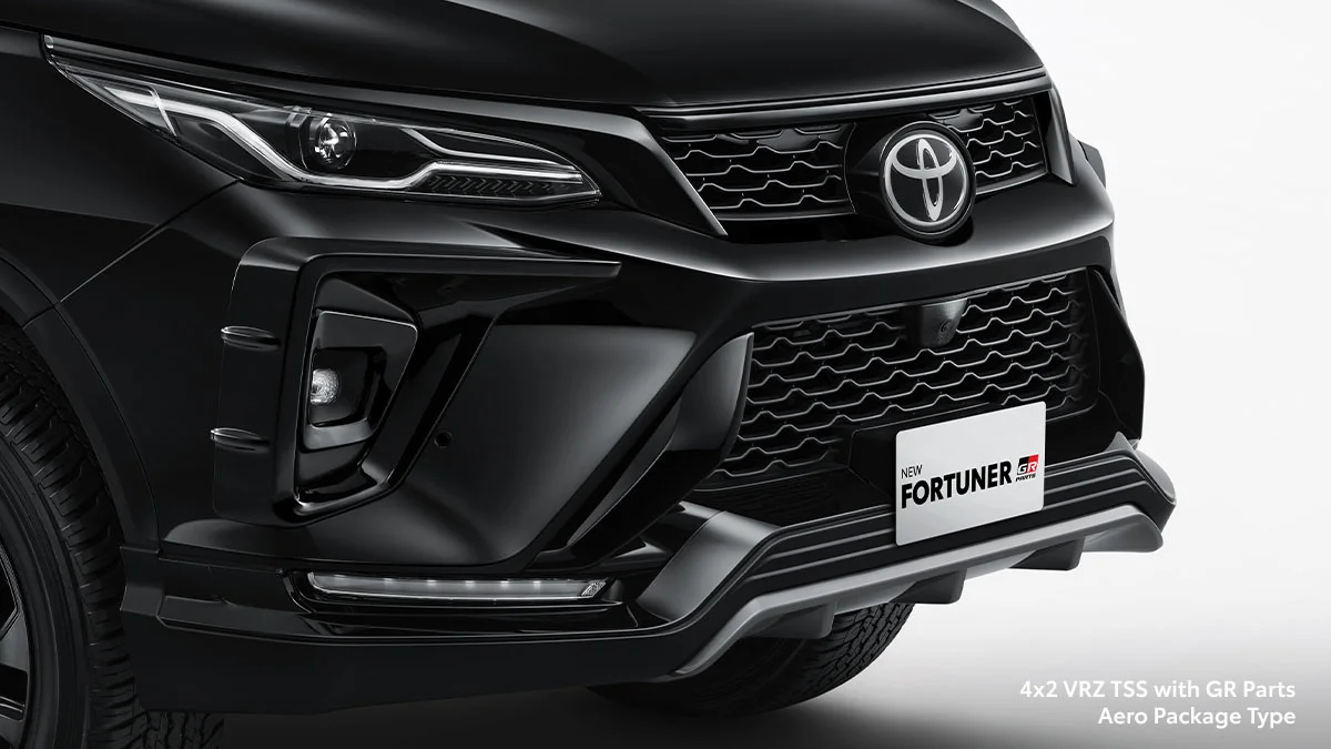 Fortuner — Tampilan Depan
