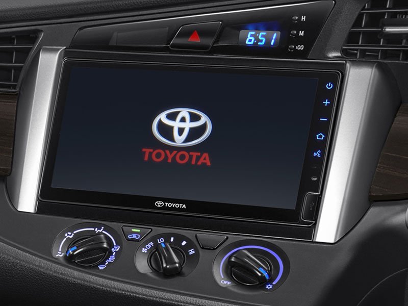 Kijang Innova — Head Unit