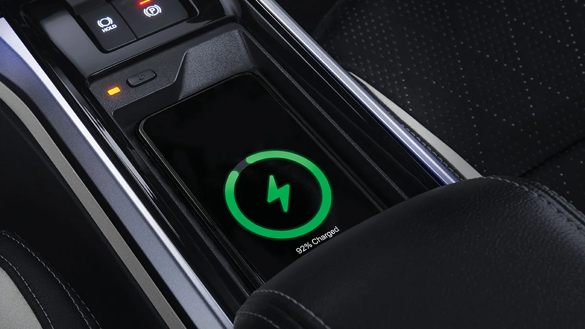 Veloz Hybrid — Wireless Charger