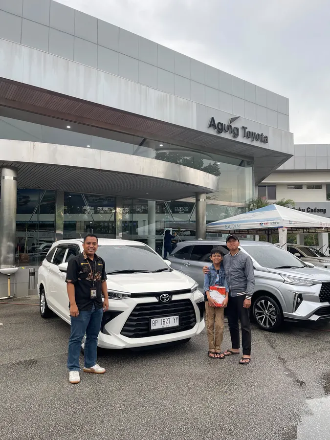 Serah terima unit Toyota bersama Bang Frenky & Keluarga